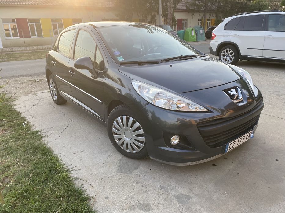 Peugeot 207 + an2013