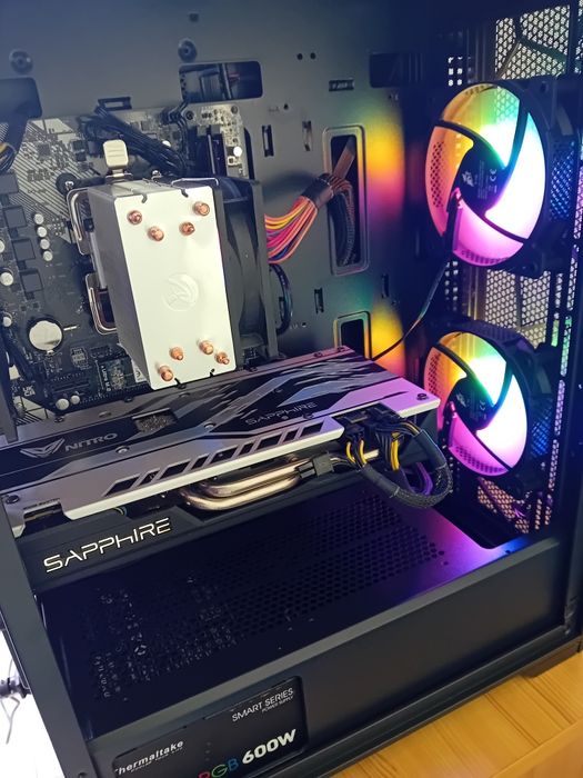 Гейминг компютър  ryzen 5 5500 rx570 ssd 256