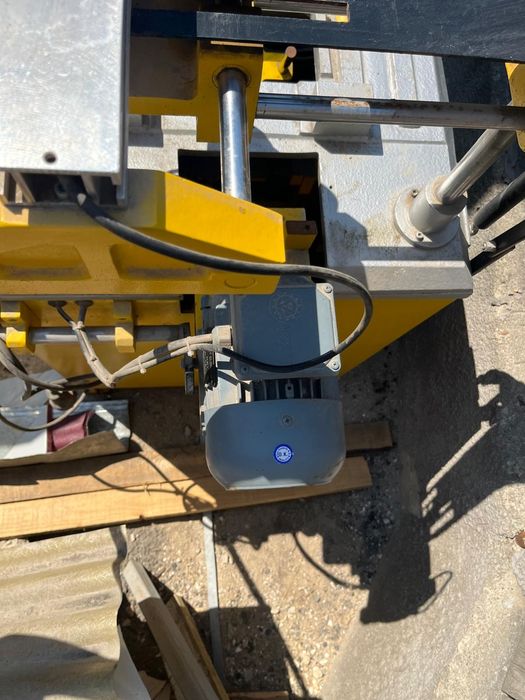 Mașinărie pantograf