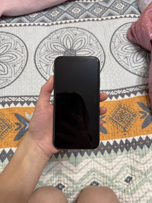 Айфон 11, 64 гб, акмулятор 69%