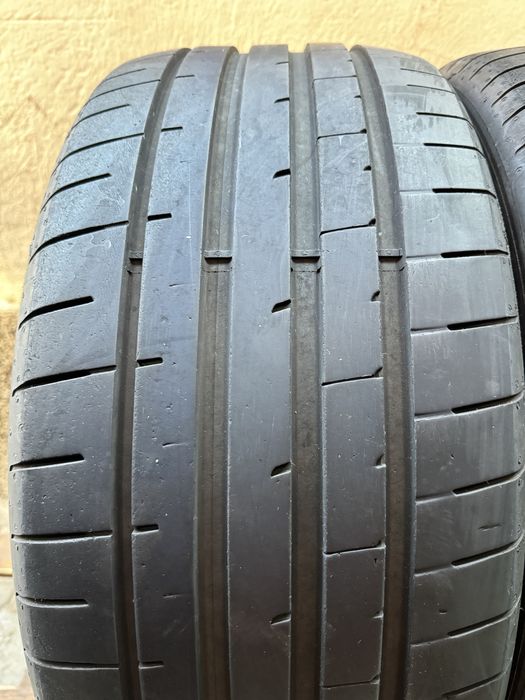 Автомобилни гуми 245 35 20 Goodyear