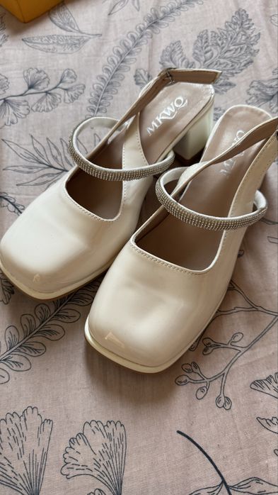 Туфли женские 40 р-р маломерят на размер