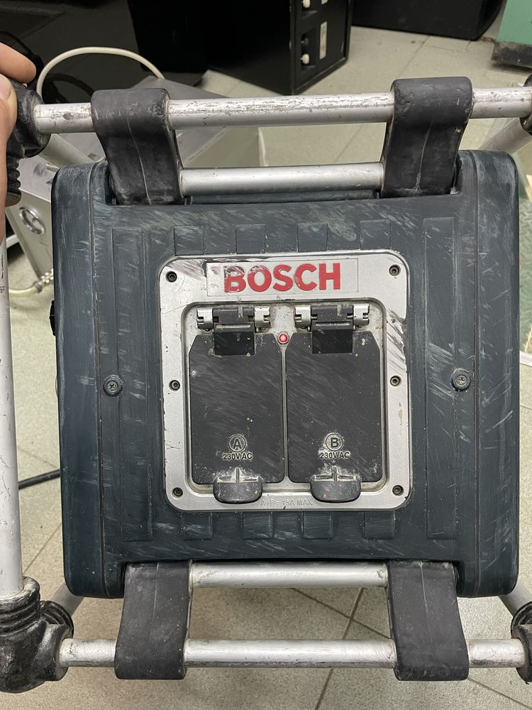 Радио разклонител зарядно bosch GML24v