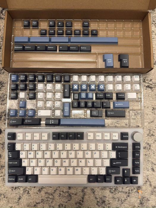 Клавиатура Feker IK75v3 + keycaps + silent mechanical switches.