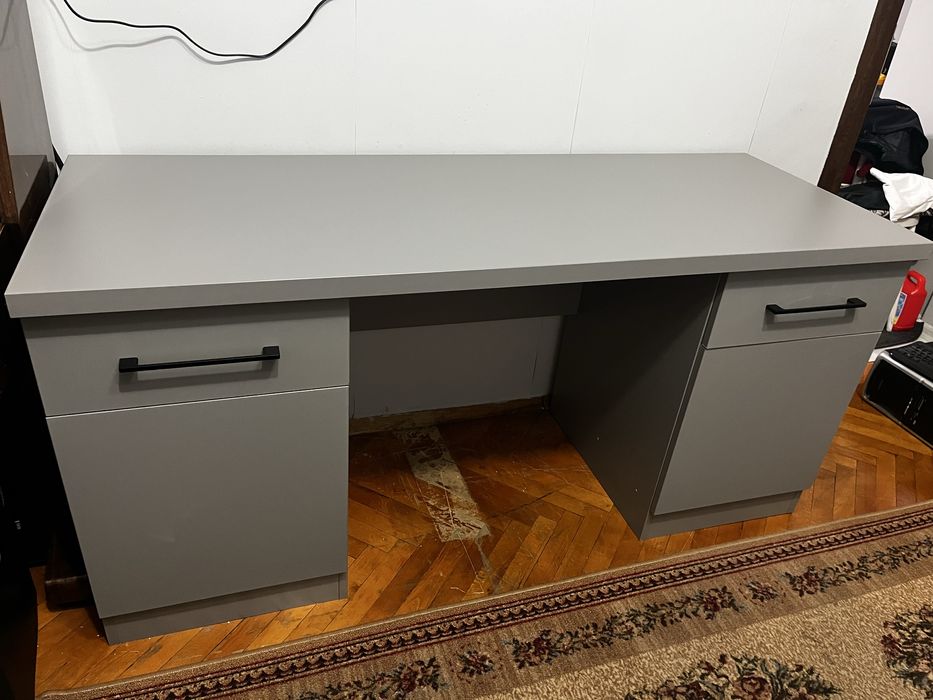 Бюро с размери на плот 160/60 см