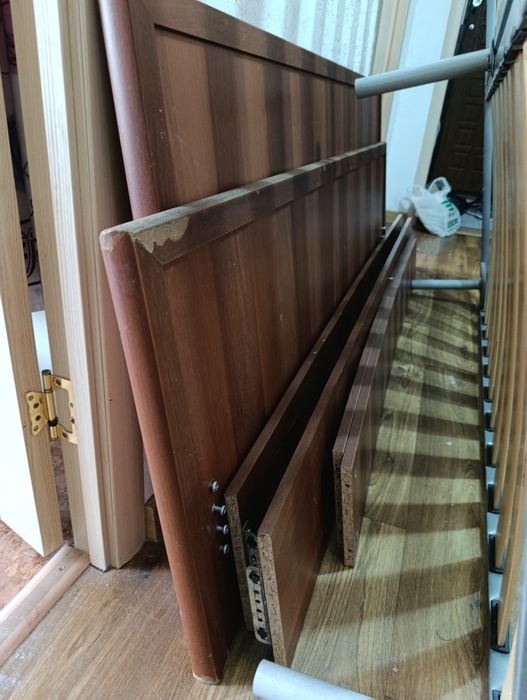 Двухспальная кровать 200*180, б/у