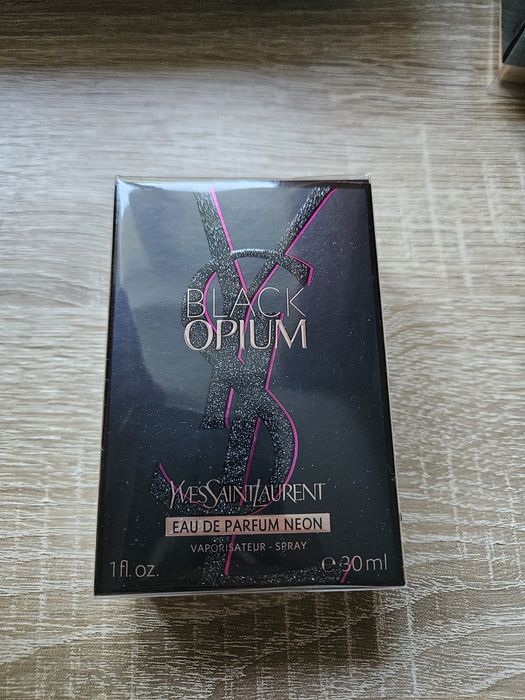 Black Opium EDP neon