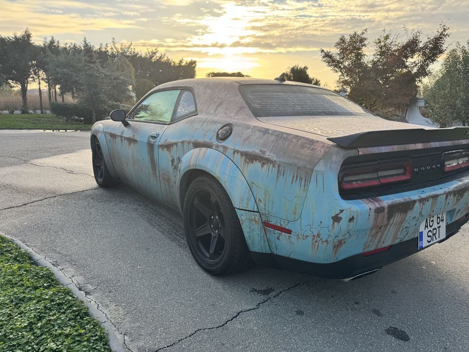 Vand Dodge Challenger SRT 6.4