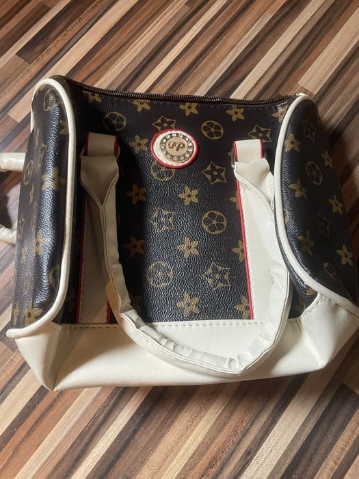 Geanta de dama Burberry