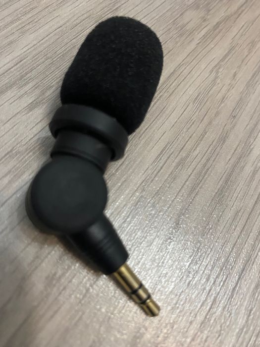Microfon Saramonic pentru telefon sau DSLR