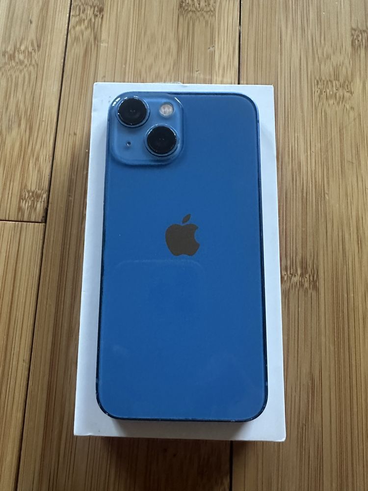 Продавам Iphone 13 mini