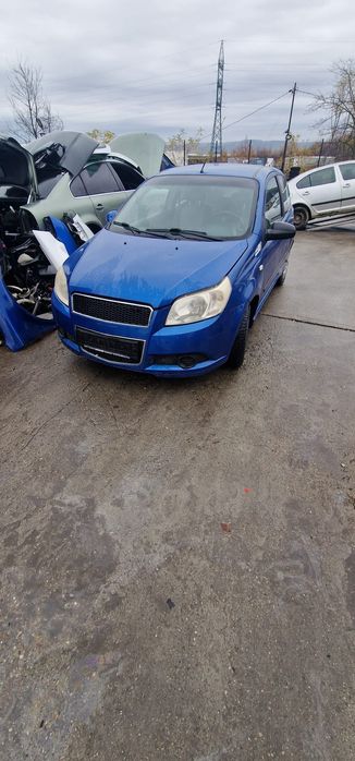 Dezmembrez Chevrolet Aveo