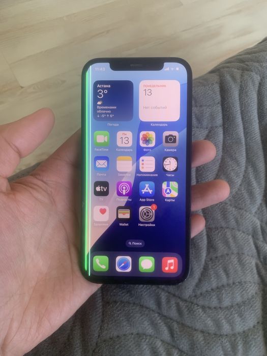 Продам iphone 12 64gb все работает