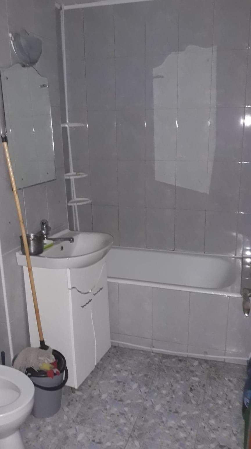 Apartament de închiriat, 2 camere, zona URA