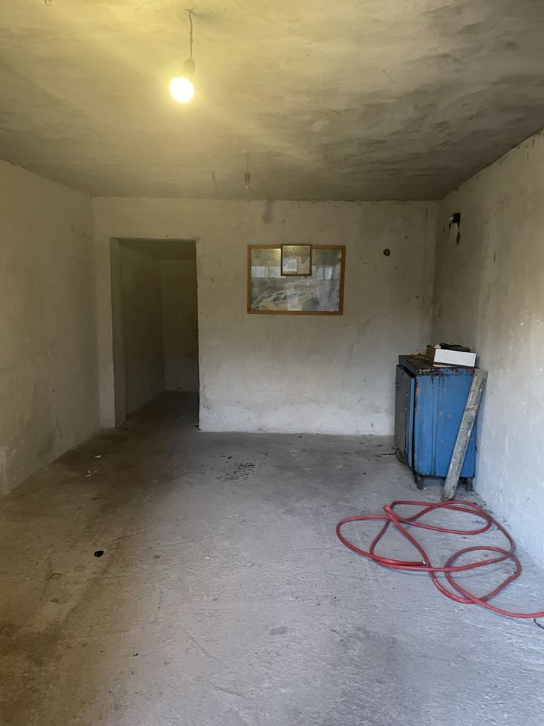 Дава се под наем Гараж / Паркомясто в Русе, Дружба 2 - 15 кв.м за 24500 € - Снимка #3