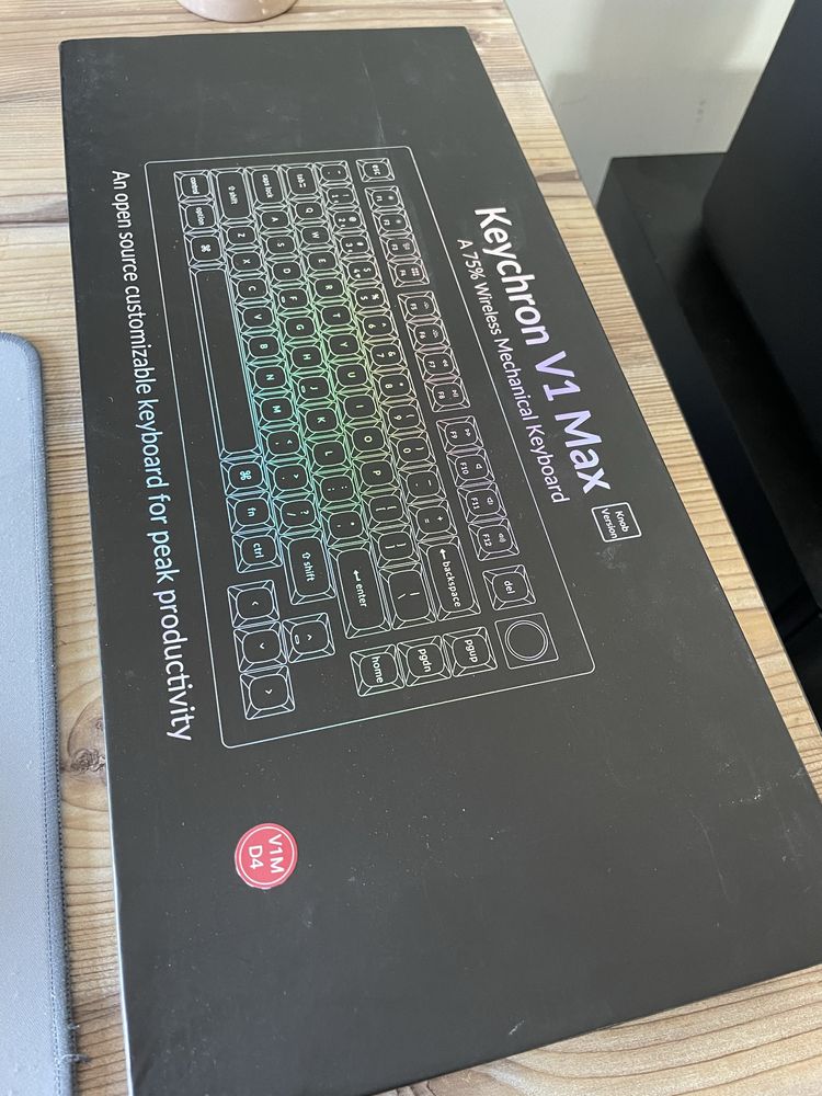 Продавам клавиатура Keychron V1 MAX - 75% Tenkeyless