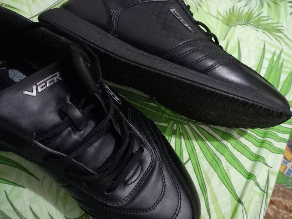 Adidași nr 45 pentru bărbați