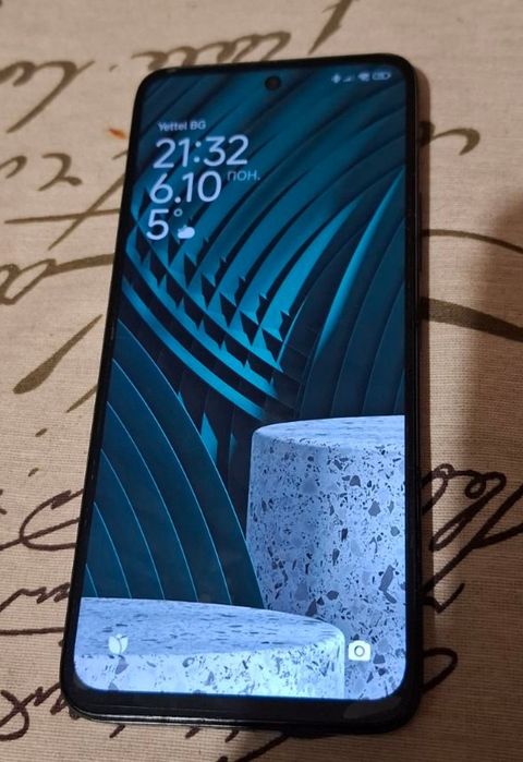 Продавам Xiaomi Redmi 13