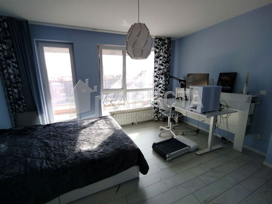 Дава се под наем Тристаен апартамент в София, Център - 135 кв.м за 1000 € - Снимка #7