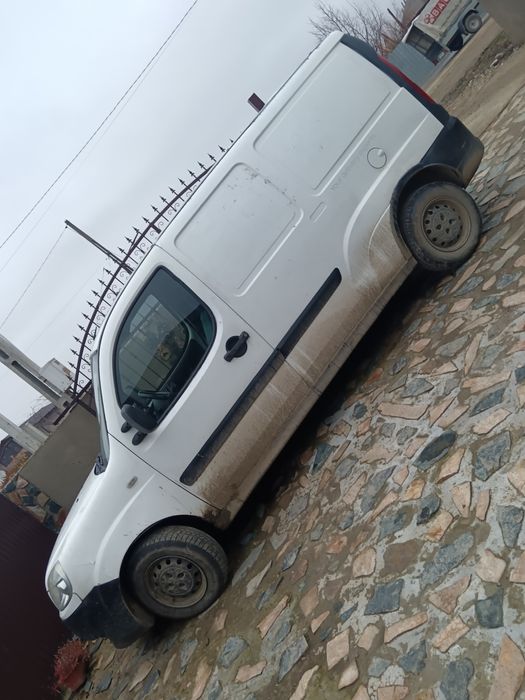 Vând fiat doblo din 2009