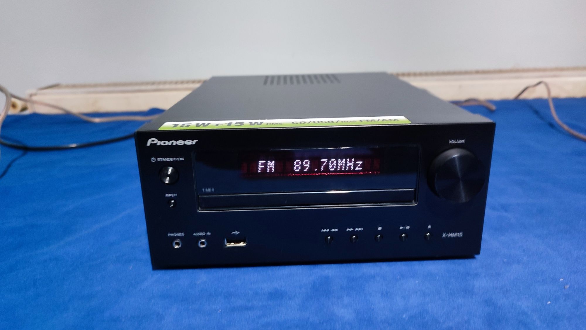 PIONEER X-HM15 CD Receiver System.