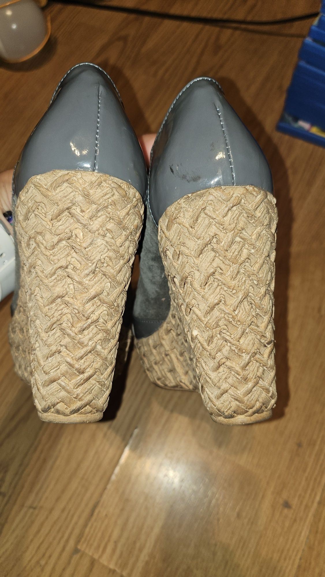 Pantofi cu platforma mar 38