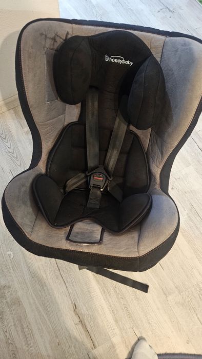 Vand scaun auto pentru copii