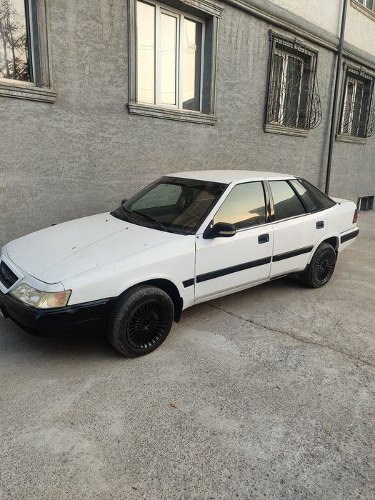 Daewoo Espero sotiladi