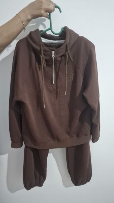 Продам двойку трикотаж 48р