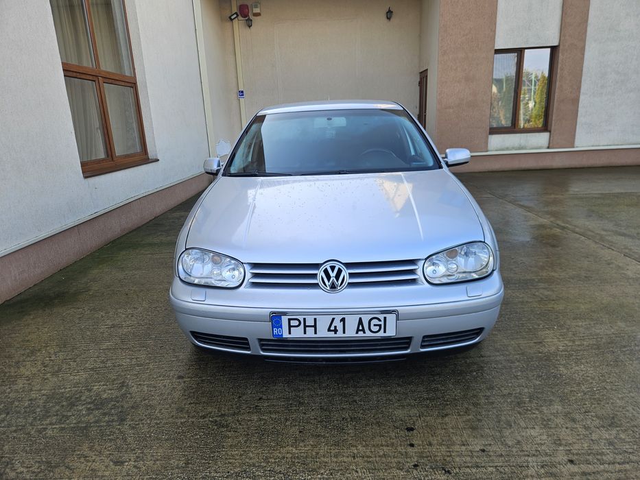 VW Golf 4 1.6 benzină Acte la zi ! Fiscal pe loc !

1300 EURO ! ! !