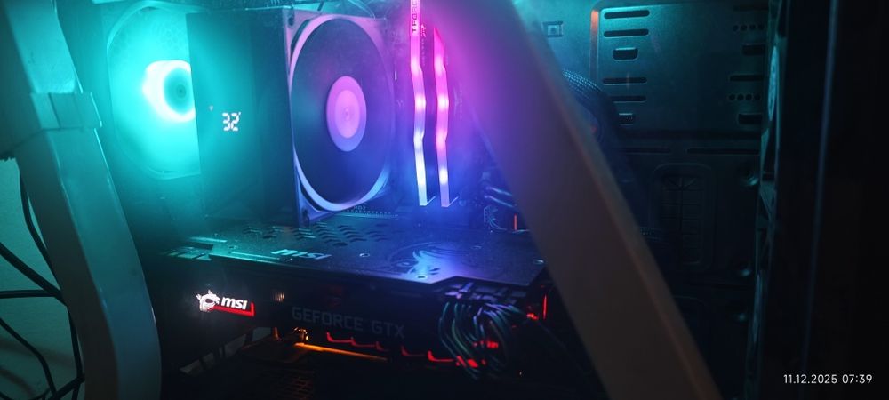 Игравой компьютер монитором - срочно, без торга