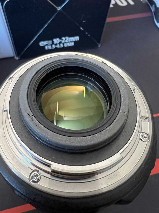 Canon EF-S 17-55mm f/2.8 IS USM