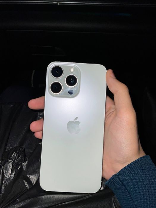 iPhone 15pro Max 1Tb