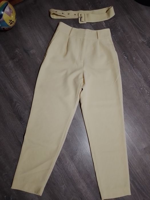 Lot dama marimea m pantaloni bluze geaca