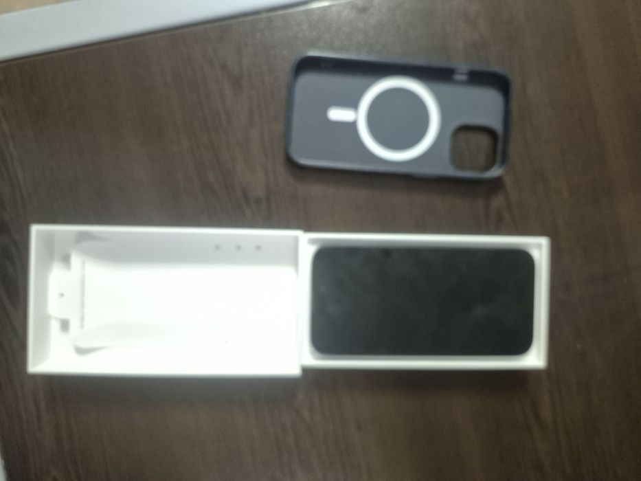 iPhone 15 128GB черен
