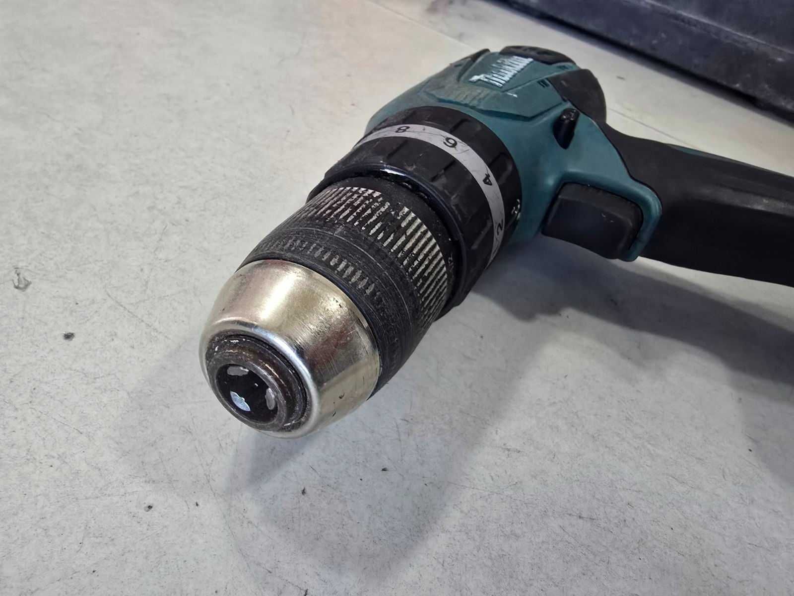Makita HP 457D - Акумулаторен ударен винтоверт 18V