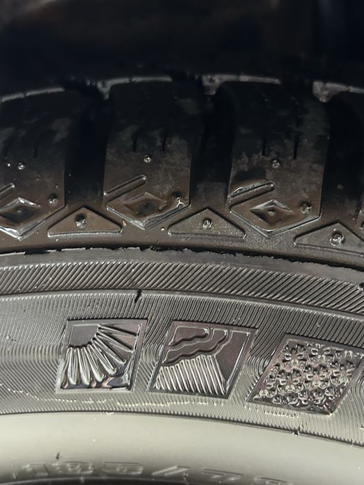 Vand Toyota carina 2