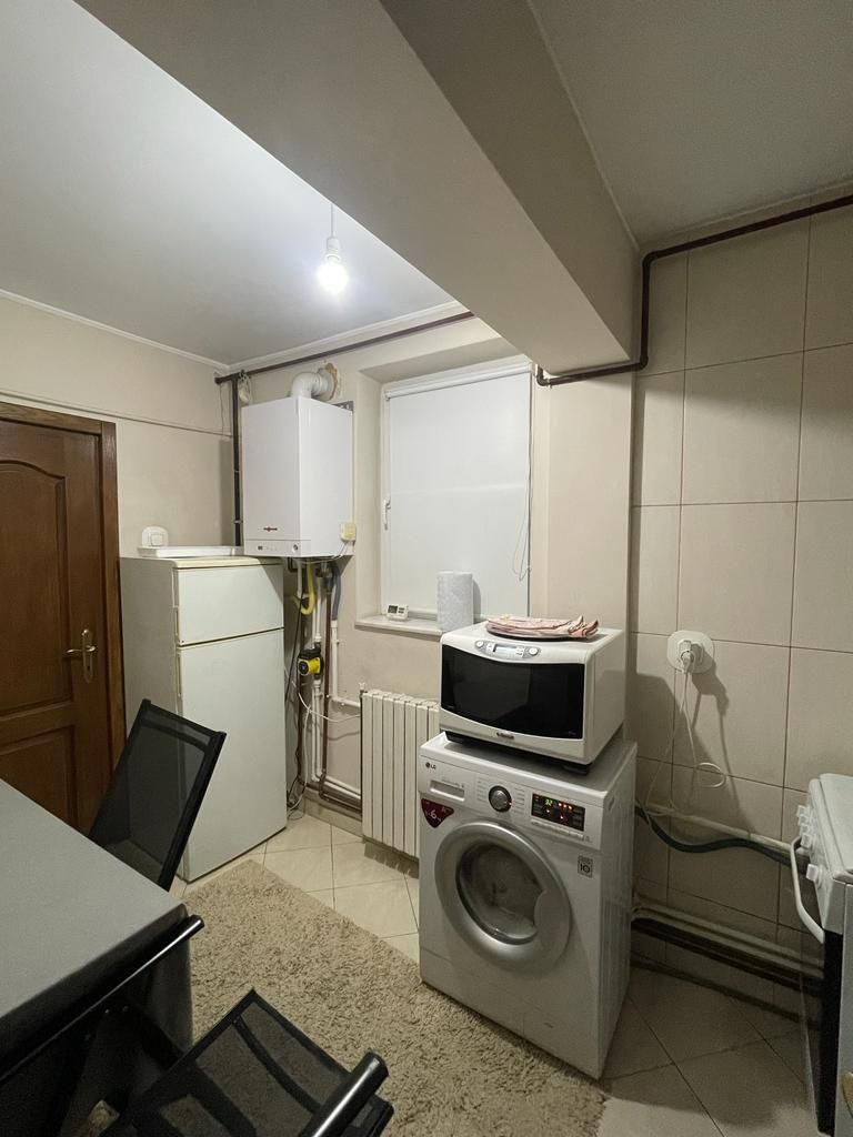 Apartament 2 camere de inchiriat