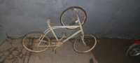 Продам срочно старый велосипед трёх колёсные