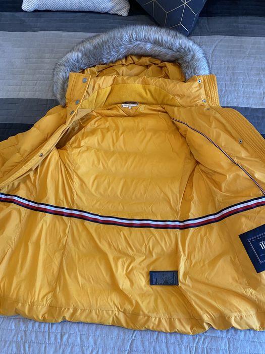 Tommy Hilfiger зимно яке с качулка S, естествен пух, 100% оригинал!