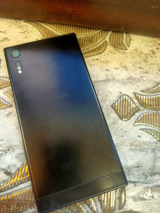 ""Sony Xperia Xz