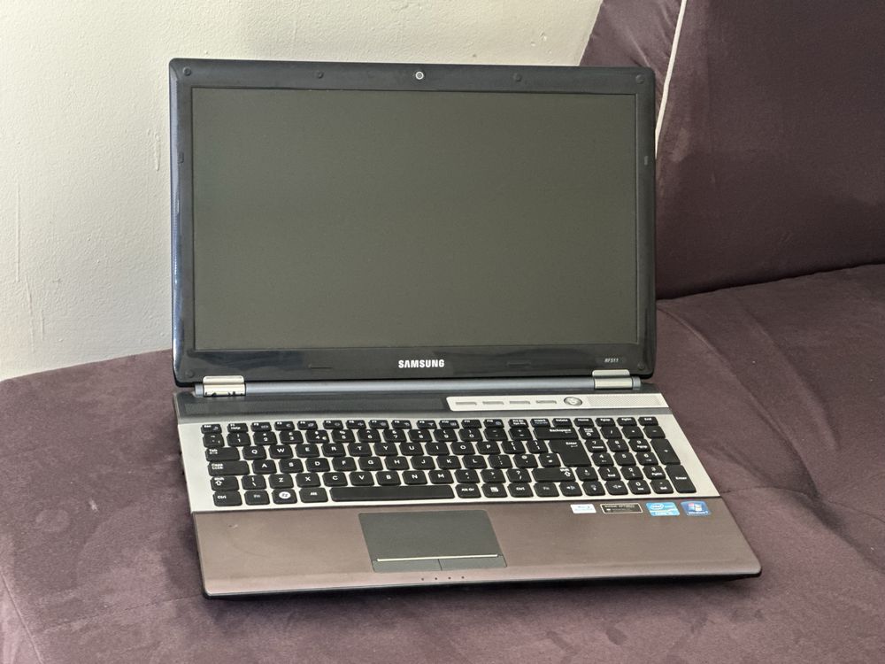 Лаптоп Samsung RF511 i5-2410M 2.30GHz 6GB DDR3