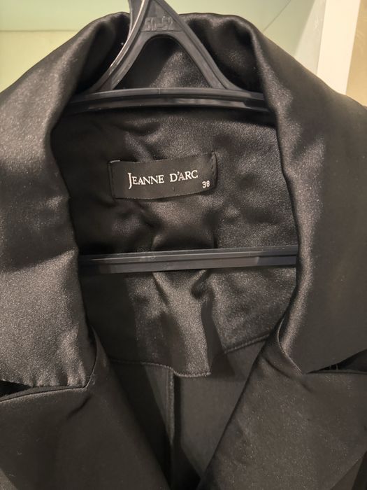 Көйлектер сатылады .  .