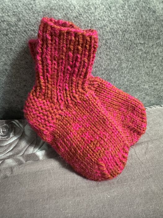Детские вязанные носки