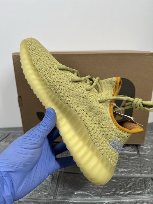 Yeezy 350 v2 Marsh