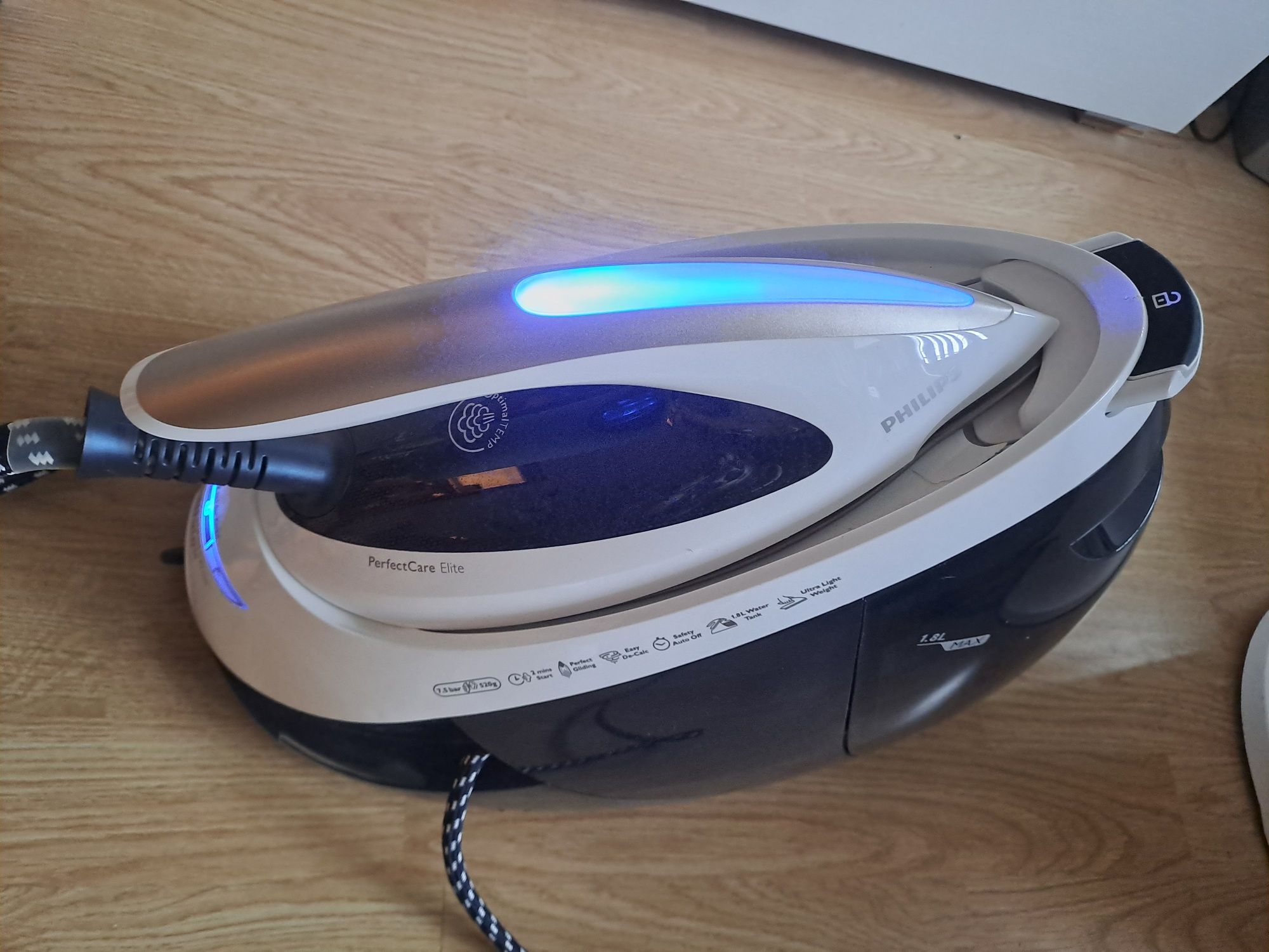 Ютия Philips Perfect Care Elite