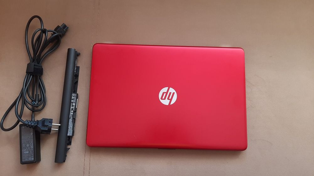 Продавам лаптоп НР