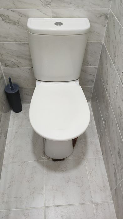Продам унитаз в хорошем состоянии