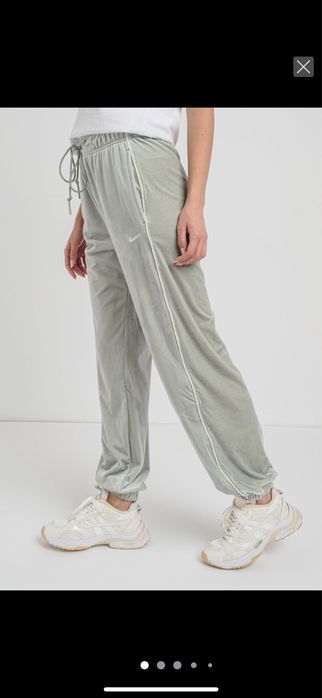 Дамско долнище Nike