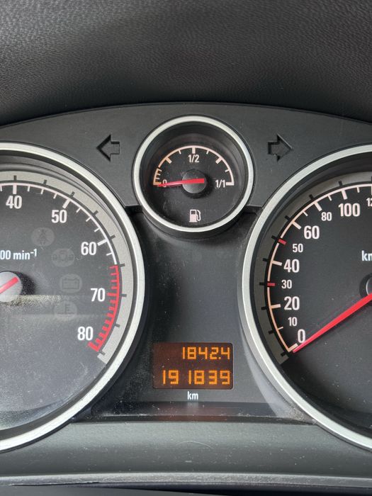 Opel Astra H 1.6